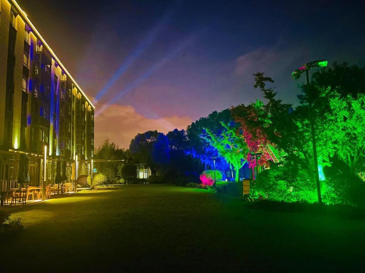 The Senz Hotel & Spa Шанхай Екстериор снимка