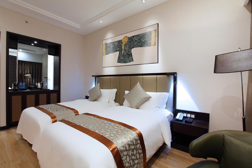 The Senz Hotel & Spa Шанхай Екстериор снимка